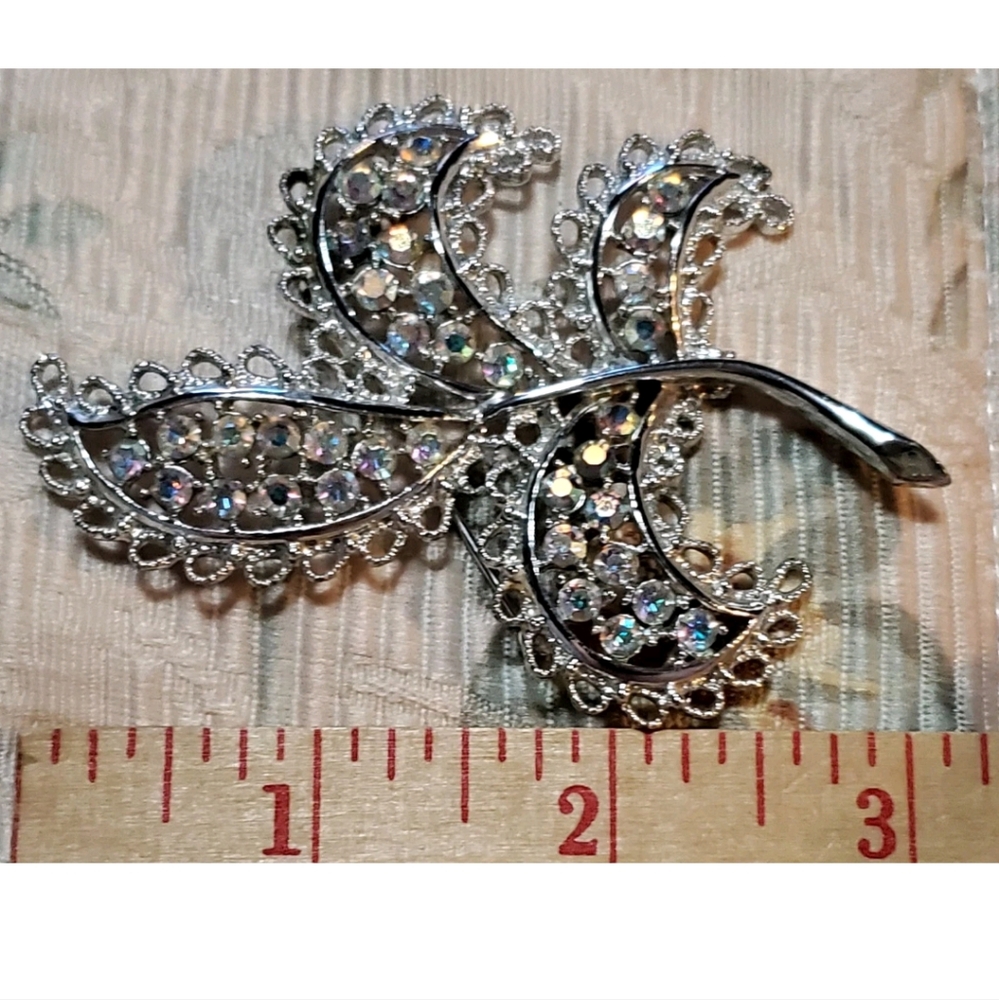 Emmons Silver Leaf Shiny Brooch Vintage.